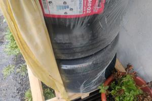 Gomme pneumatici 205 55 r17 nuove