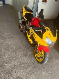 Honda CBR 929RR FireBlade anno 2000