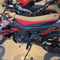 Aprilia Rx 125 Disponibile nera e rossa