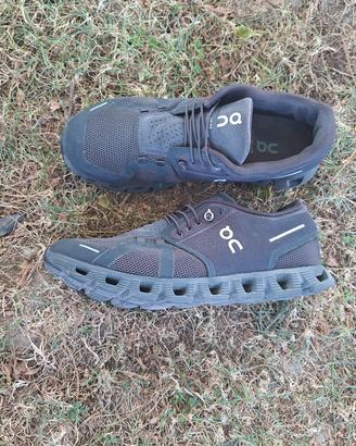 scarpe on cloud nere