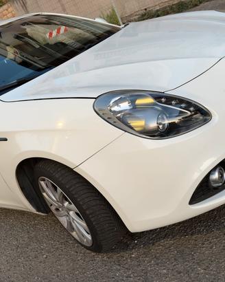 ALFA ROMEO GIULIETTA 1.6 120cv