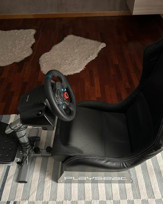 Postazione guida gaming Logitech + Playseat