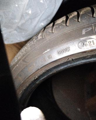 Gomma auto 275/35 R19