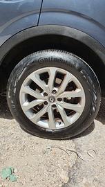 gomme Continental e cerchi originali Renault