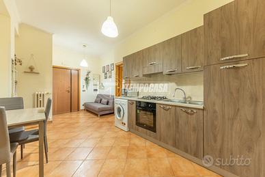 GRAZIOSO BILOCALE CON BALCONE