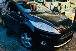 Ford fiesta 3p gpl/gas motore ok100%