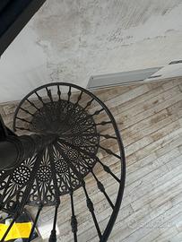 Scala a chiocciola in ghisa