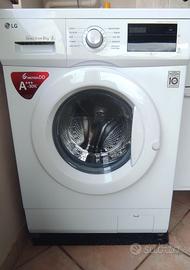 Lavatrice LG serie f4j3tn3we