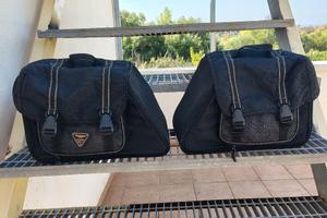 Coppia di splendide borse morbide originali Triump