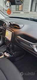 Jeep renegade auto