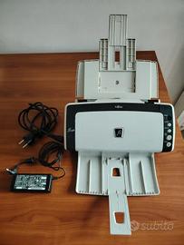 Scanner A4 Fujitsu fi-6130 600 x 600 DPI.