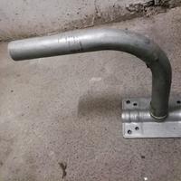 Staffa per la parabola satellitare. 