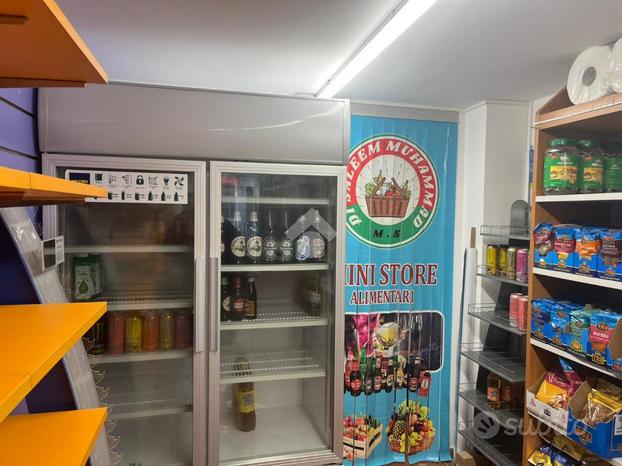 NEGOZIO A PARMA