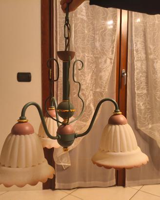 Lampadario vintage a tre luci