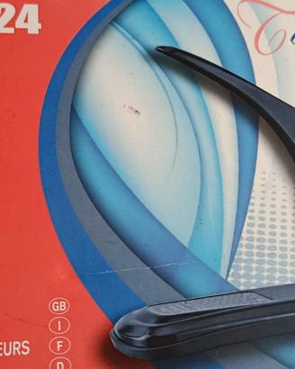 Cucitrice alti spessori 
Nuova. 
Euro 28,00
