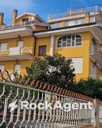 Immobile di 53 m² con 2 locali a Montepaone