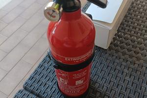 Toyota estintore otiginale nuovo!