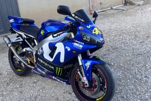 Yamaha r1 2000