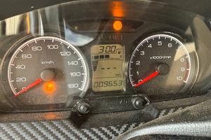 Suzuki Burgman 400 - colore
Nero Parigi
