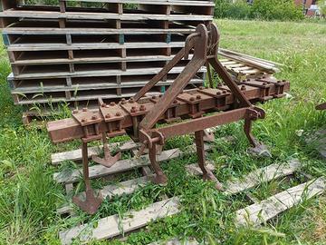 Coltivatore stirpatore frangi zolle