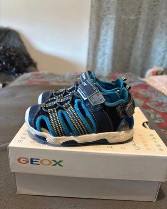 Sandali Geox
