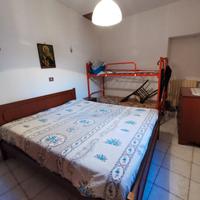 gratis 2 letti matrimoniali e un letto a castello