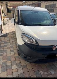 Doblo maxi Lounge 1.6 bianco 2019