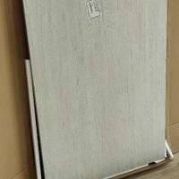 Piano tavolo in melaminico 130x80x3 cm. con difett