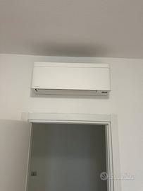 Monosplit Daikin Stylish 9000btu + m esterna 200 e