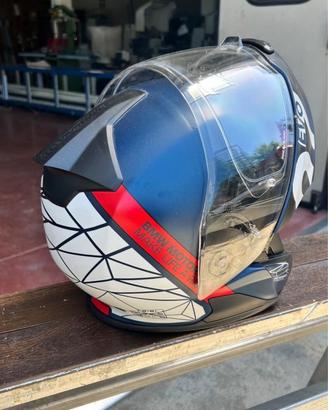Casco bmw evo7