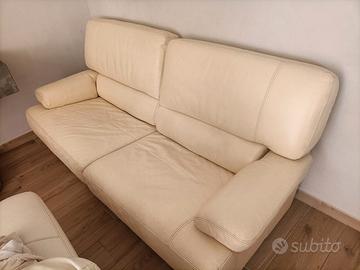 divano 3/4 posti pelle