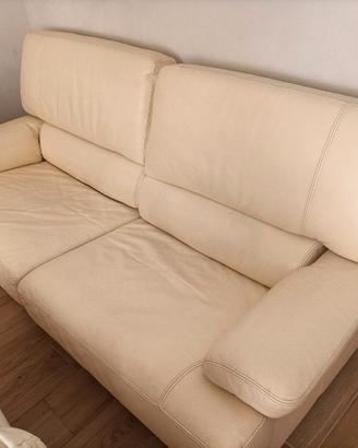 divano 3/4 posti pelle