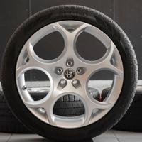 Cerchi in lega 21 originali alfa Stelvio con gomme