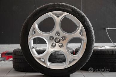 Cerchi in lega 21 originali alfa Stelvio con gomme