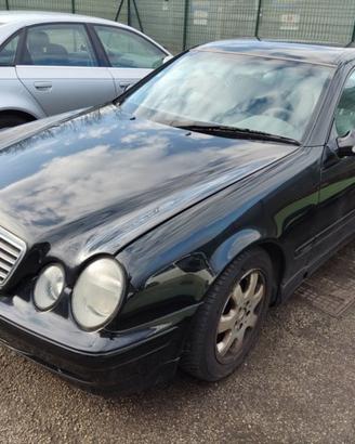 Ricambi MERCEDES CLK 200 1998cc B 2000