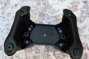 supporto cupolino  BMW F750GS