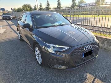 Audi A3 30 TDI S tronic Business 2022