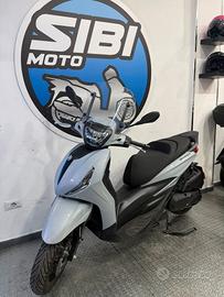 Piaggio Beverly 400
