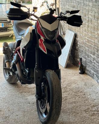 Ducati Hypermotard 821 SP - 2015