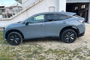 Suoer  auto elettrica