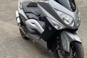 Yamaha T Max - 2009