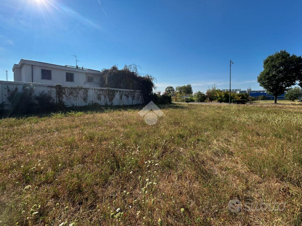 TERRENO A AGRATE BRIANZA - Vista 2