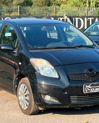 Toyota Yaris 1.0 5 porte Sol