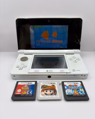 Nintendo 3DS Bianca + Giochi + Accessori