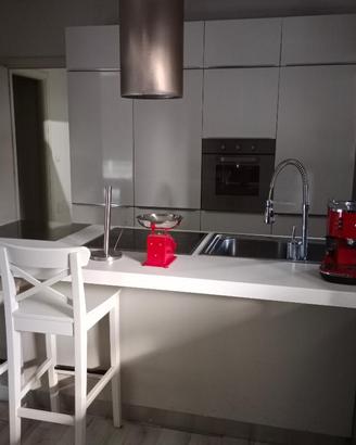 CUCINA COMPLETA DI ELETTRODOMESTICI