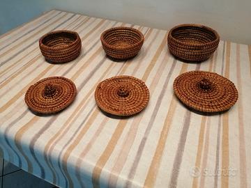 Cestini in paglia