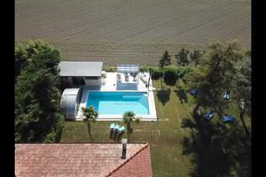 Casa con 3 appartamenti