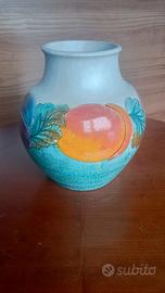 Vaso in ceramica fatto a mano