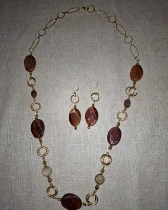 collana e orecchini in agata marrone 