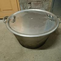 Caldaie in allumino per salsa